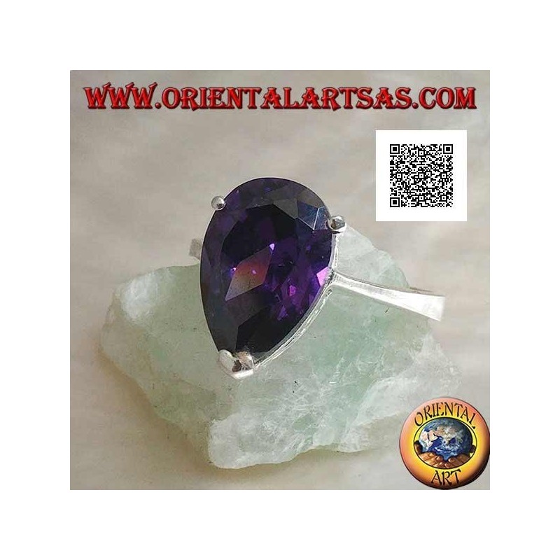 Anello in argento rodiato con zircone a goccia color ametista incastonato da 3 graffette
