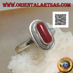 Anillo de plata con coral natural engastado en un borde trenzado (16)