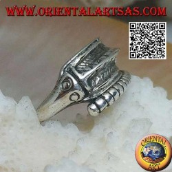 Anillo de plata con forma de caballito de mar "hipocampo" retorcido