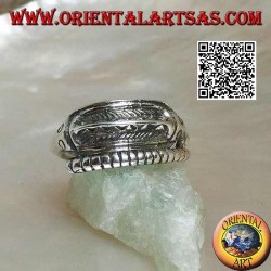 Silberring in Form eines verdrehten "Hippocampus" Seepferdchens