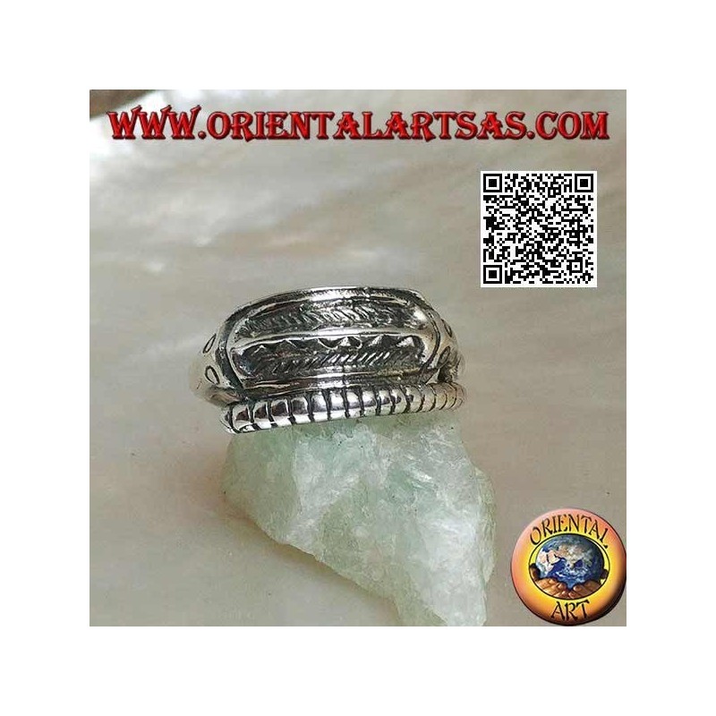 Silver ring in the shape of a twisted "hippocampus" seahorse