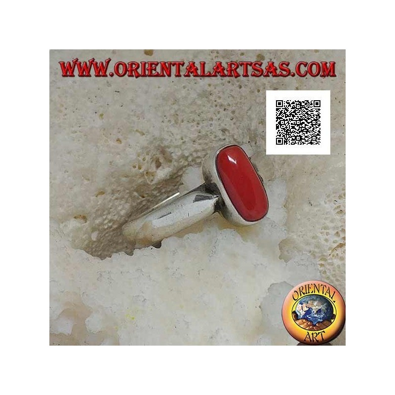 Anello in argento con corallo tibetano antico ovale in rilievo su montatura semplice
