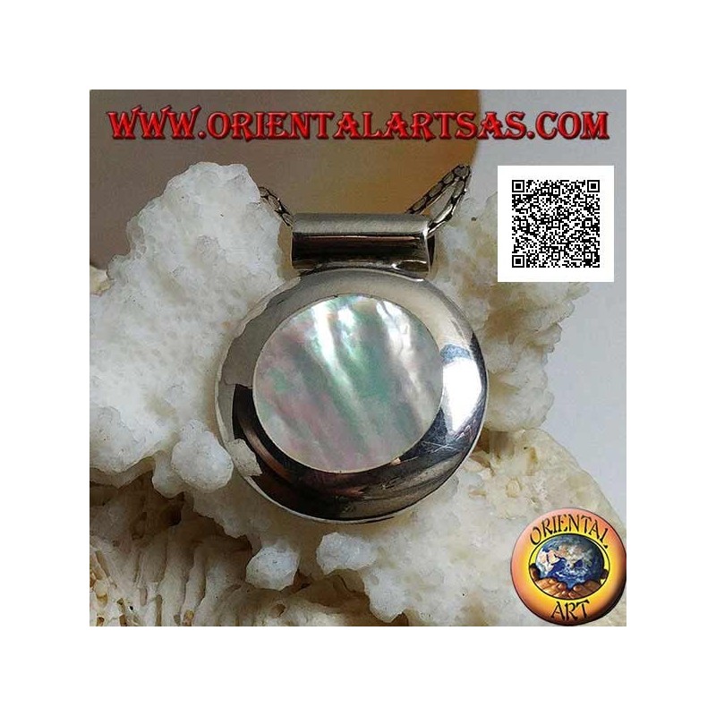 Silver pendant with round mother of pearl on smooth side frame and tubular hook
