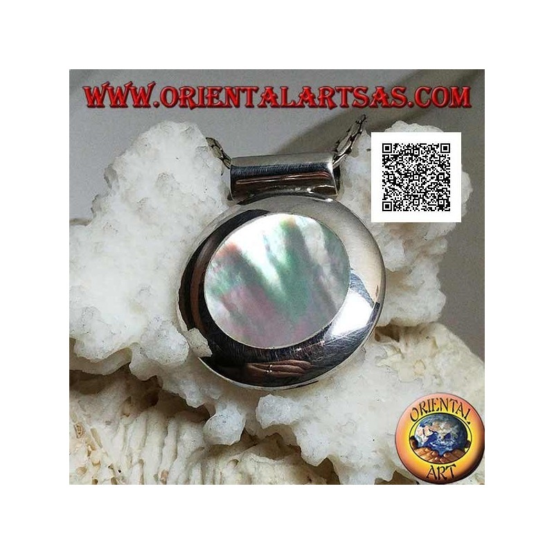Ciondolo in argento con madreperla tonda su montatura liscia laterale e gancio tubolare