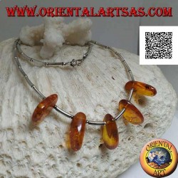 925 ‰ silberne Chokerhalskette, Silberrohre mit Gewinde und Bernsteintropfen