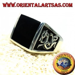 Men's ring with onyx and dragon