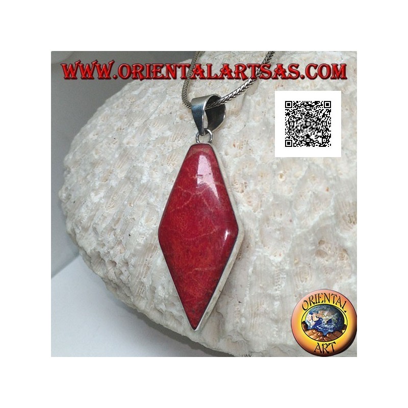 Ciondolo in argento con madrepora rossa (corallo) romboidale su montatura liscia