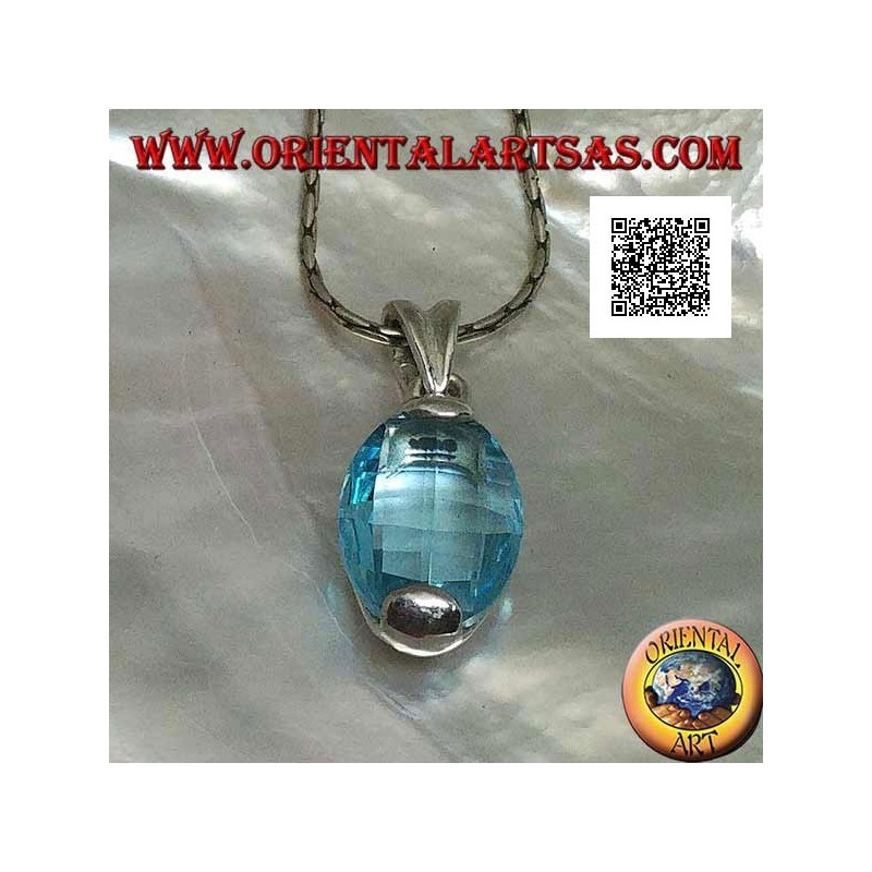 Ciondolo in argento con topazio azzurro sfaccettato ovale incastonato sopra e sotto