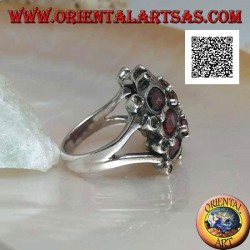 Silbergitterring mit ovalen und runden Naturgranaten und Markasit an den äußeren Kreuzungen