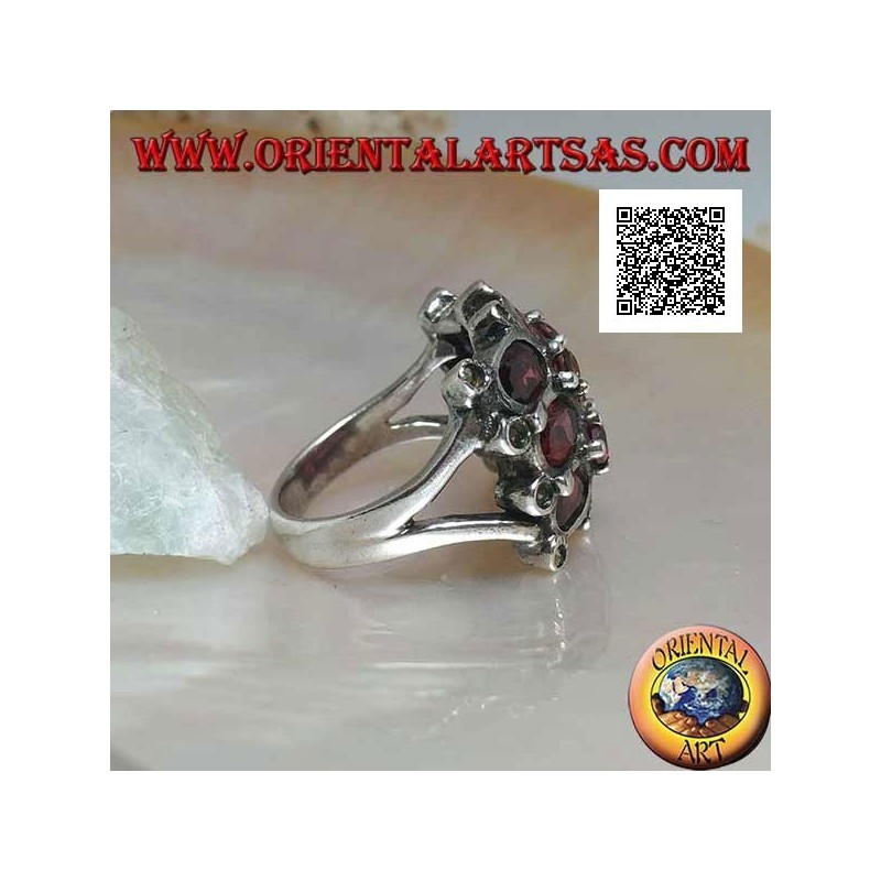 Silver grid ring with oval and round natural garnets and marcasite on the external intersections