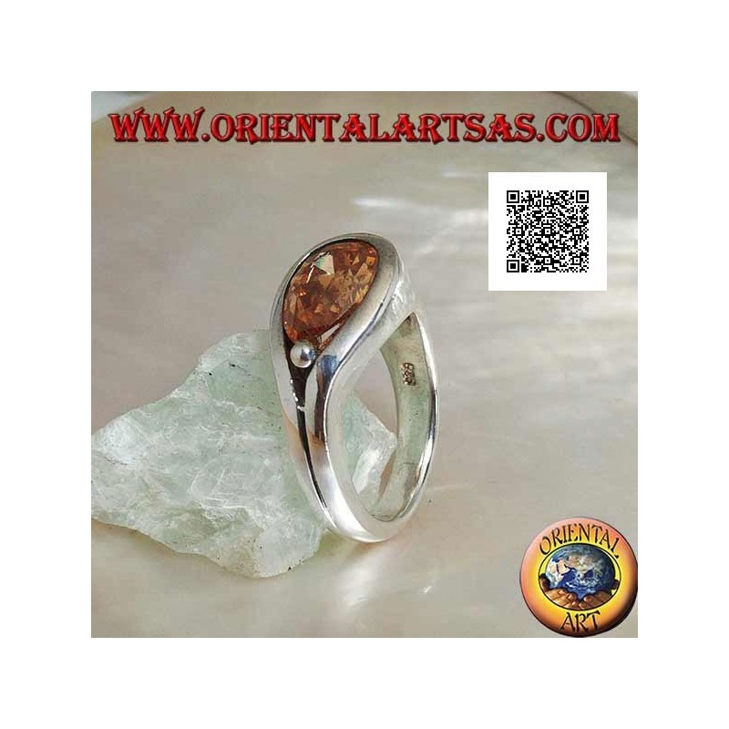 Bague en argent rhodié avec croix zircone champagne sur monture lisse