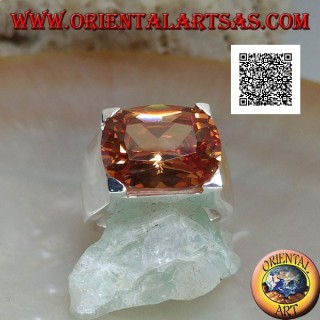 Rhodium silver ring with transverse oval champagne zircon set in a rectangle