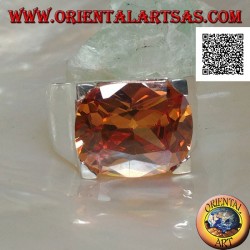 Rhodium silver ring with transverse oval champagne zircon set in a rectangle