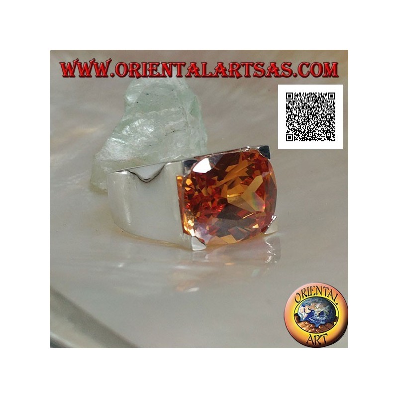 Rhodiumsilberring mit quer ovalem Champagnerzirkon in einem Rechteck
