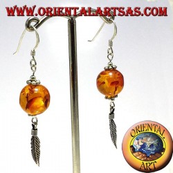 Ball earrings in silver with amber feather