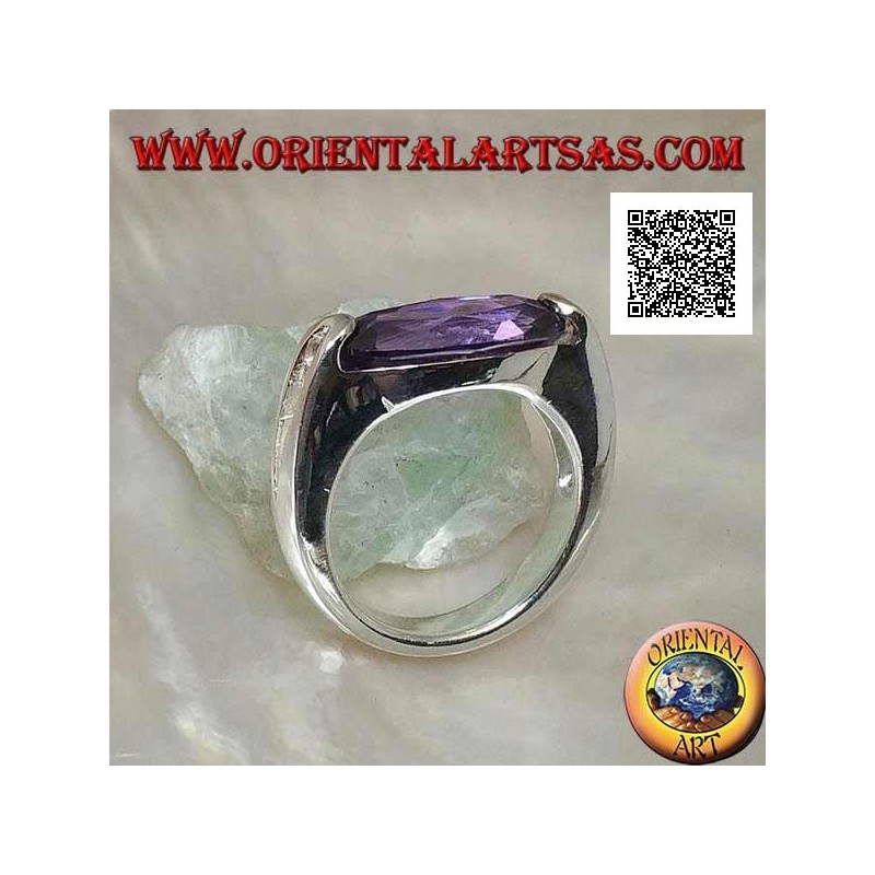 Rhodiumsilberring mit schmalem, ovalem, facettiertem Amethystzirkon an der Seite