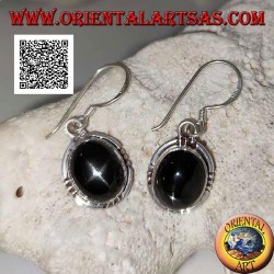 Orecchini in argento con Black Star ovale cabochon (diopside stellato) e tris di palline sui quattro punti cardinali