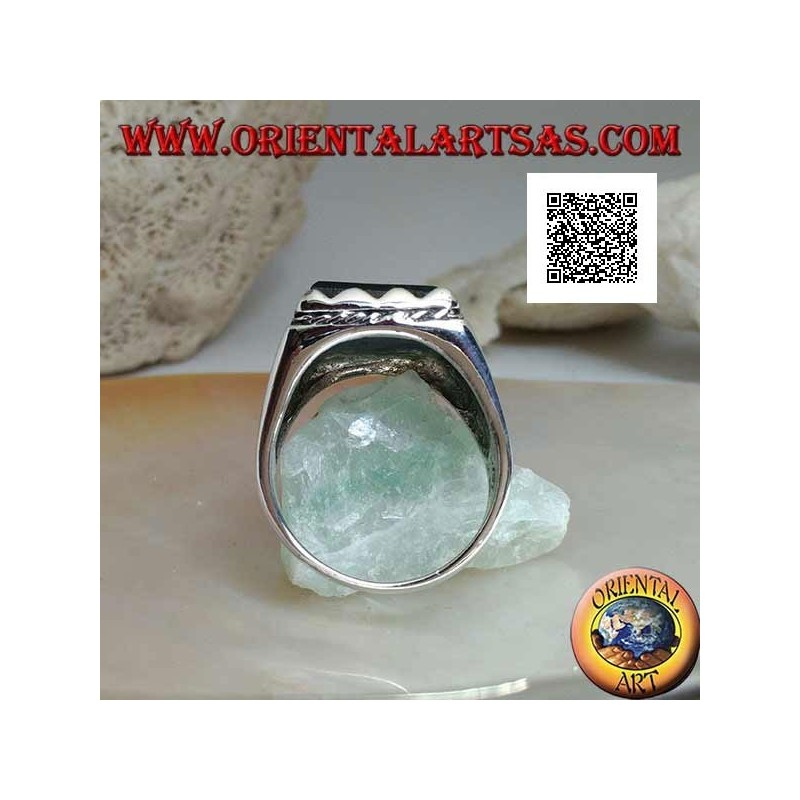 Anello in argento con onice rettangolare rialzata incorniciata e cordino laterale