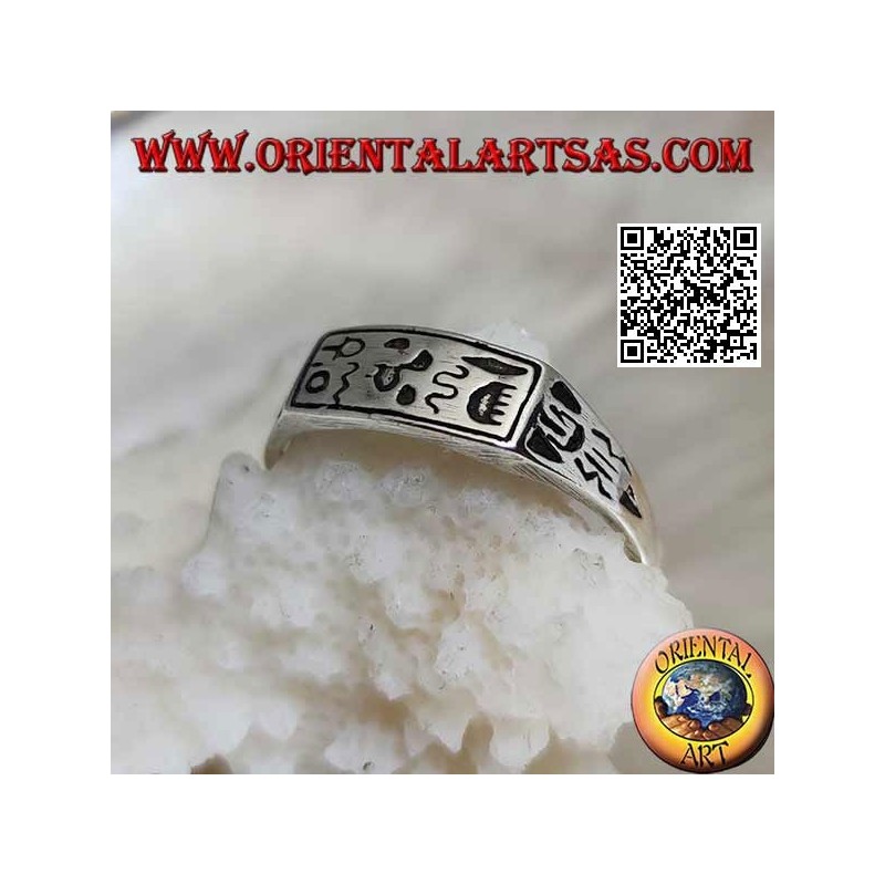 Anello in argento con geroglifici/simboli mistici incisi