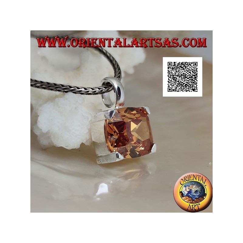 Pendentif en argent rhodié avec zircon champagne ovale transversal serti dans un rectangle