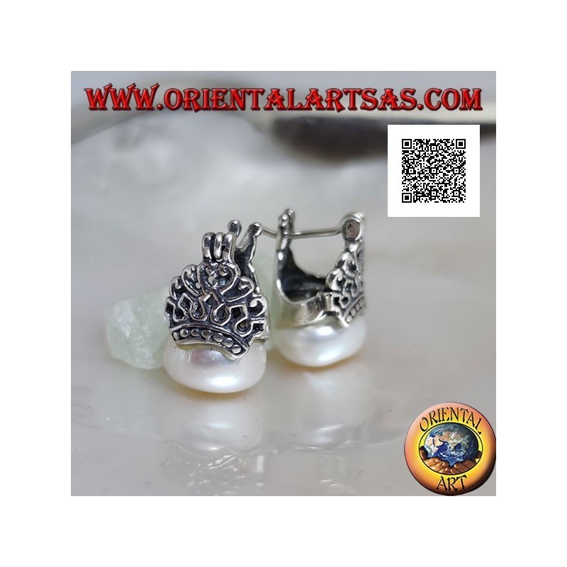 Boucles d'oreilles à levier en argent avec perle d'eau douce blanche couronnée