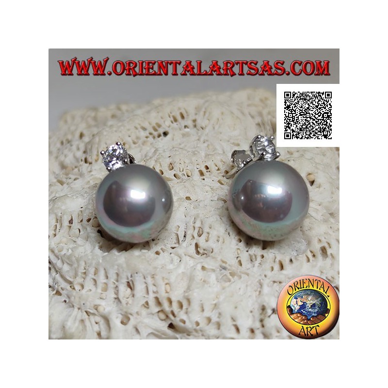 Silver lobe earrings with gray freshwater pearl and white zircon set