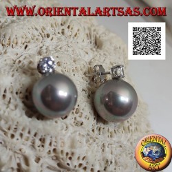 Boucles d'oreilles lobe en argent avec perle d'eau douce grise et zircon blanc