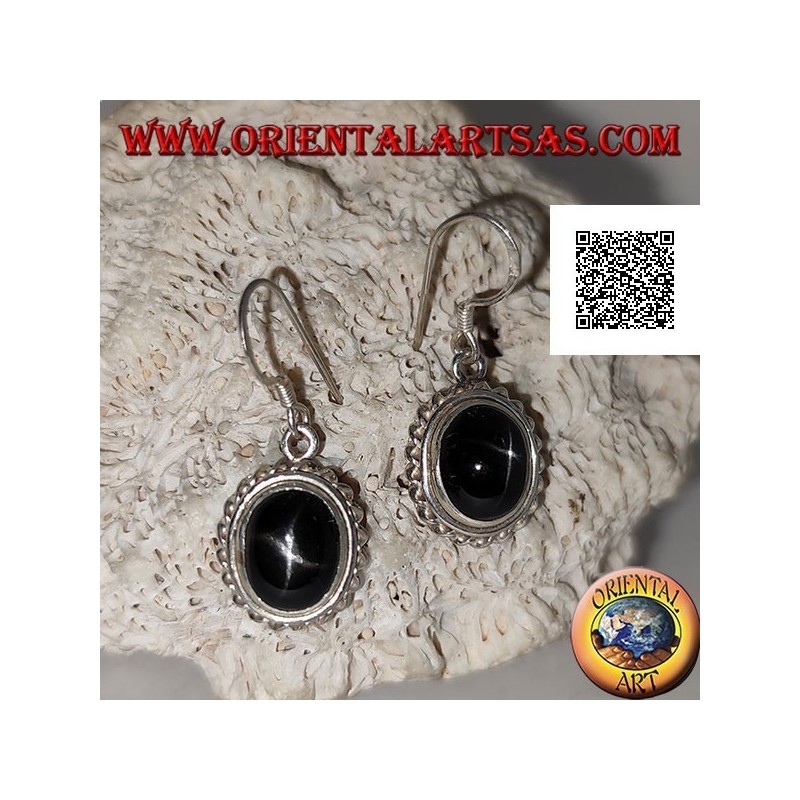 Pendientes de plata con cabujón ovalado Black Star (estrella diópsido) y borde helicoidal