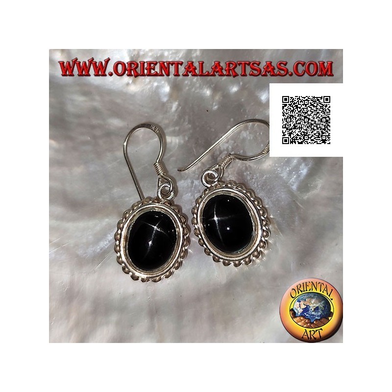 Pendientes de plata con cabujón ovalado Black Star (estrella diópsido) y borde helicoidal