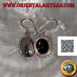 Silberne Ohrringe mit Cabochon-Oval Black Star (Stern-Diopsid) und spiralförmiger Kante