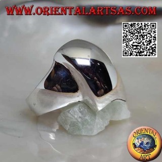Bague en argent lisse dans un trapèze convexe biseauté rectangle