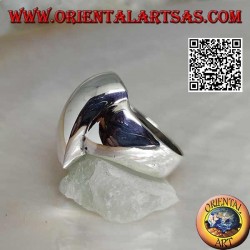 Bague en argent lisse dans un trapèze convexe biseauté rectangle