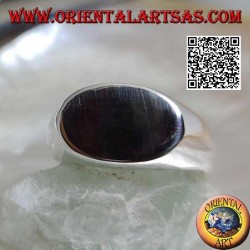 Smooth silver ring with flat transverse oval