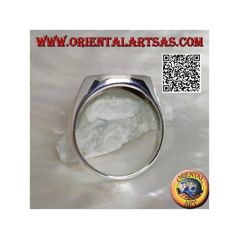 Smooth silver ring with flat transverse oval