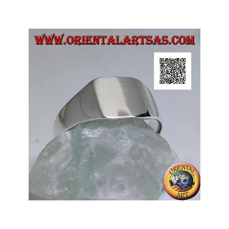 Anello in argento con quadrato da 9 mm. smussato arrotondato liscio