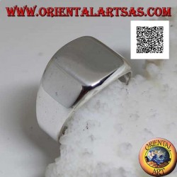 Anillo plateado liso con cuadrado biselado redondeado liso (grande - 12 mm)