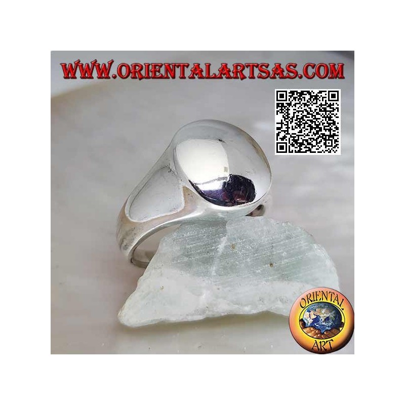 Anello in argento liscio con tondo rialzato e convesso 