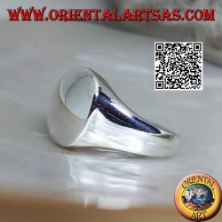 Bague en argent lisse avec rond en relief et convexe