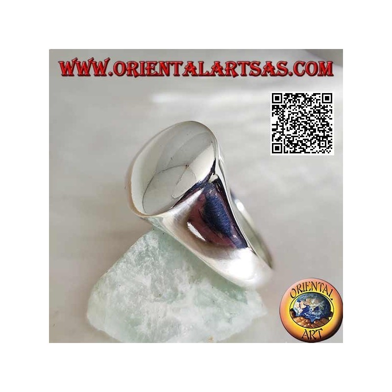 Anello in argento liscio con tondo rialzato e convesso