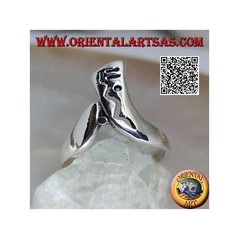 Boomerang-shaped silver ring with openwork decoration