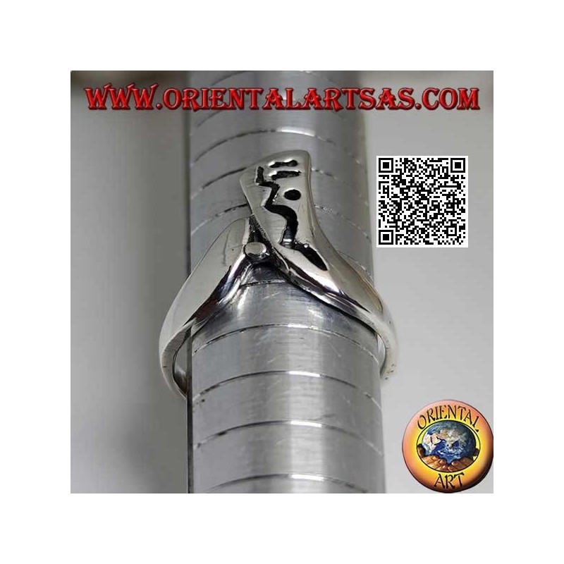 Boomerang-shaped silver ring with openwork decoration