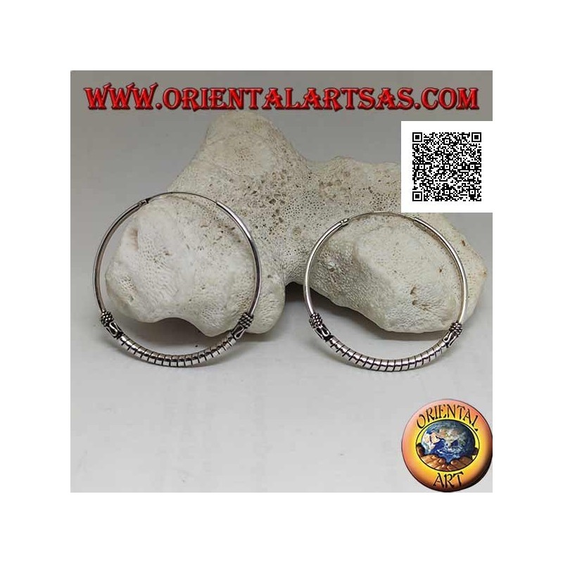 Silver earrings, circle worked with thick discs between serpentine and intertwining, 45 mm