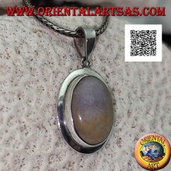 Colgante de plata con ágata almizclera ovalada cabujón con borde sobresaliente liso