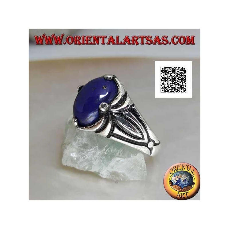 Silberring mit ovalem Cabochon Lapislazuli bei 4 und Gravuren an den Seiten
