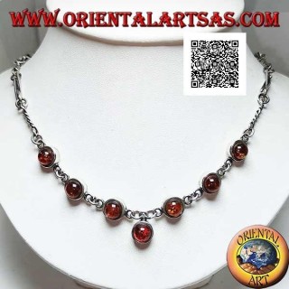 925 ‰ silberne Chokerhalskette mit gemischter Gliederkette und 7 zentralen runden Cabochon-Bernsteinen