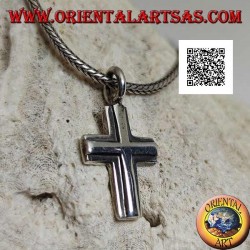 Pendentif en argent en forme de double croix chrétienne lisse superposée