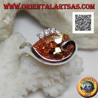 Bague en argent rhodié avec zircon champagne en forme de goutte avec ligne courbe en dessous et trois zircons au-dessus