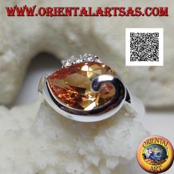 Rhodium-plated silver ring with drop-shaped champagne zircon with curved line below and three zircons above
