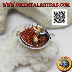 Rhodium-plated silver ring with drop-shaped champagne zircon with curved line below and three zircons above