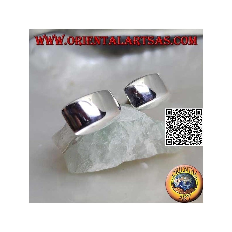 Bague en argent ouverte carrée lisse avec deux hémisphères sur le devant